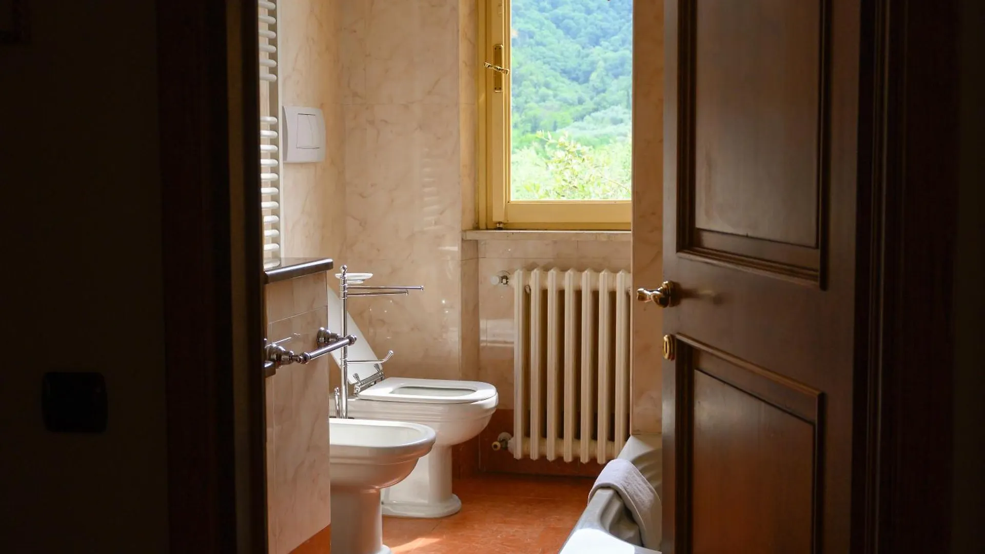 Villa Panoramica Con Jacuzzi Privata Tra Firenze & Lucca ,3 Camere, 4 Bagni Serravalle Pistoiese İtalya
